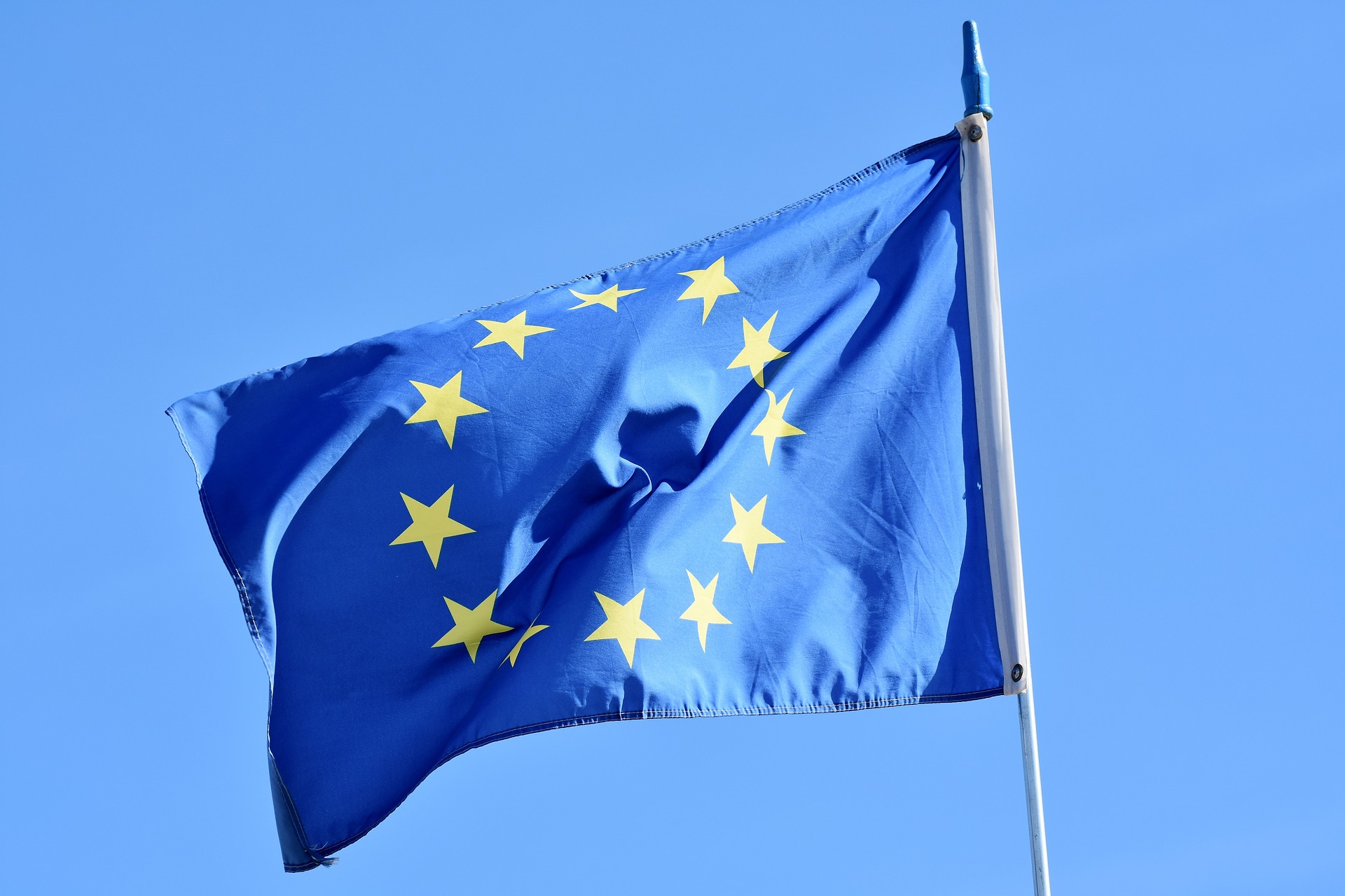 La Commissione UE propone un nuovo Regolamento su privacy e comunicazioni elettroniche